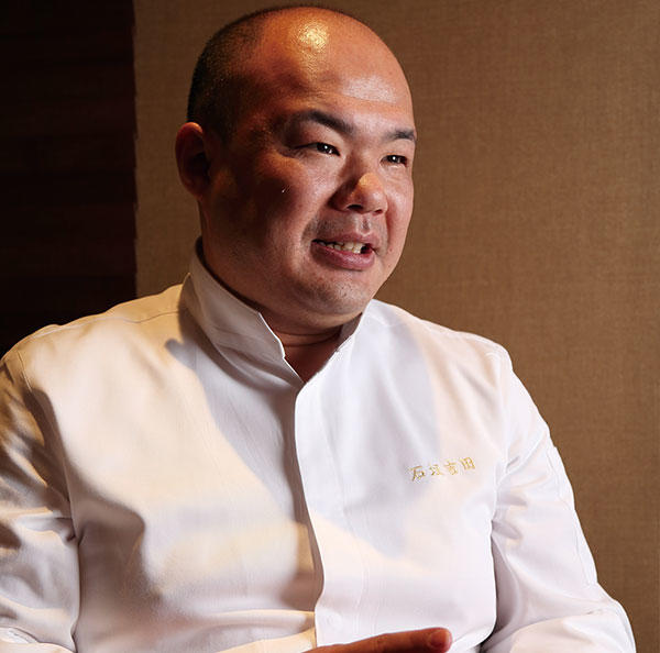 石垣吉田 主宰 吉田純一 さん｜厨房・フロアに立つ飲食経営者 | 飲食