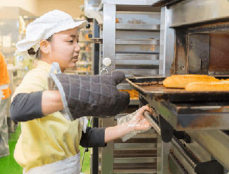 パン工場与野店