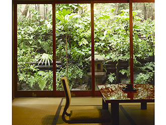 赤坂 重箱（じゅうばこ）