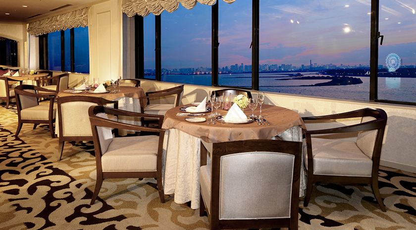 スカイレストラン サンセット（東京ベイ舞浜ホテル ファーストリゾート）