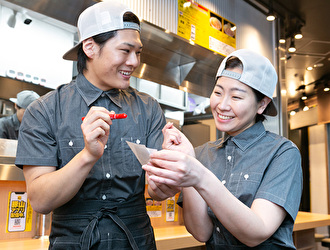 豚山 元住吉店／株式会社ギフトホールディングス