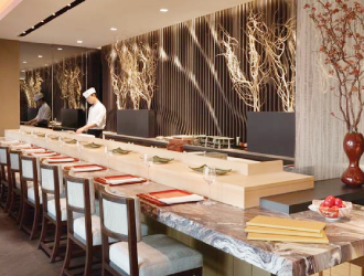 なだ万（江戸前寿司）／シャングリ・ラ 東京