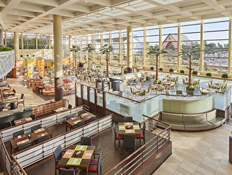 『グランカフェ』／シェラトン・グランデ・トーキョーベイ・ホテル