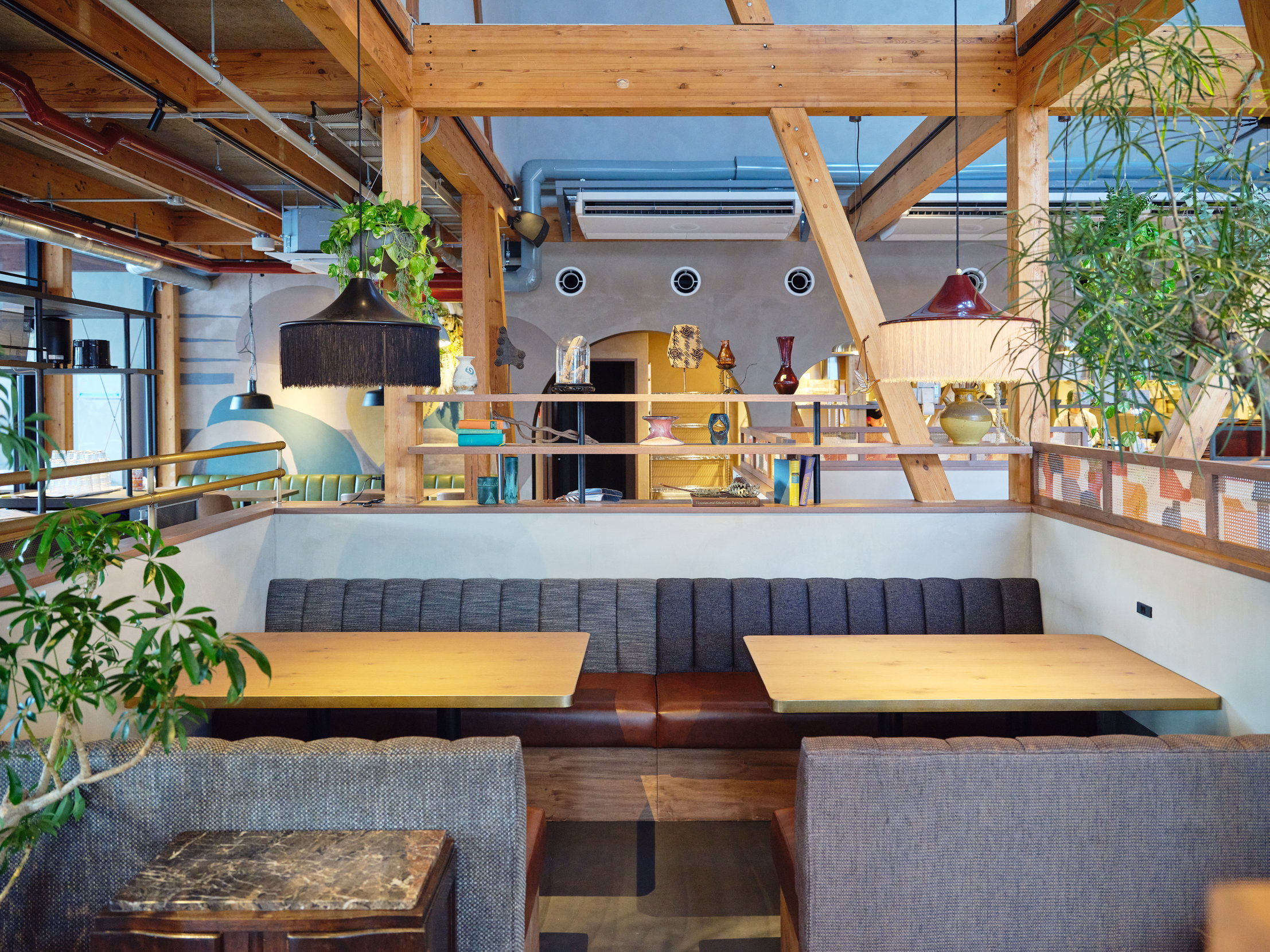 KNEADERS（株式会社ゼットン）