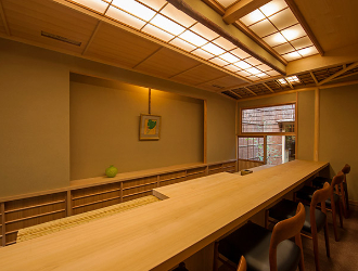 片折　株式会社ラウンドワンデリシャス