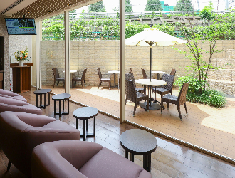 CAFÉ＆LOUNGE OASIS 渋谷神宮前店／株式会社共立オアシス（株式会社 共立メンテナンスグループ）