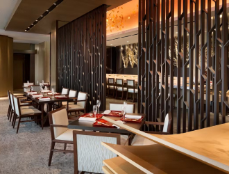 なだ万／シャングリ・ラ 東京