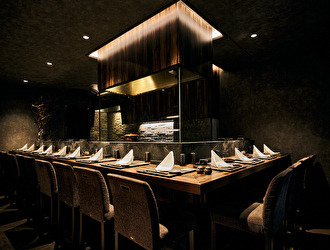 鳥さと／株式会社LAキッチン