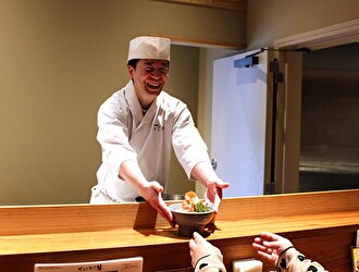 日本橋海鮮丼 つじ半 日本橋本店（株式会社MTK）