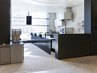 クリスプサラダワークス 虎ノ門ヒルズ店