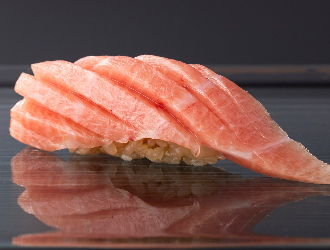 梅田 鮨 よこ田