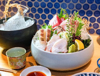 魚居酒屋 カモメ荘