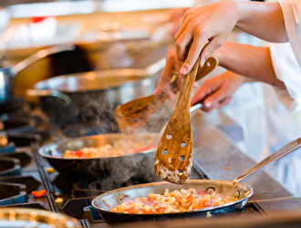 特別養護老人ホームグレープの里／株式会社ハートフルダイニング