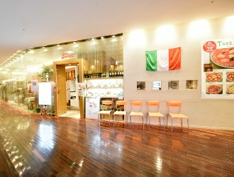 Trattoria Pizzeria SALERNO（サレルノ）