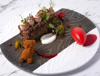 LOUANGE TOKYO Le Chateau／株式会社 スイーツプラス