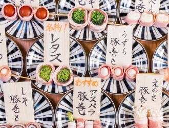 野菜巻き串と餃子  まきんしゃい　ベトナム店／株式会社double（居酒屋海外事業部）