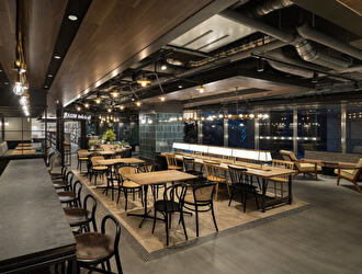 BACON Books & cafe／(株)有隣堂