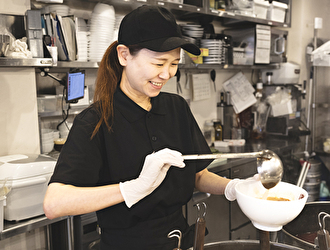 七宝麻辣湯（チーパオマーラータン）新橋店／株式会社ダイニングイノベーション