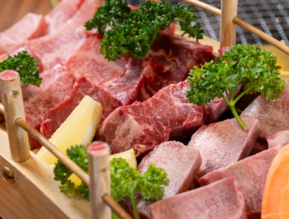焼肉居酒屋 とんとん