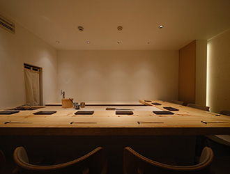 鮨 のべつ 求人