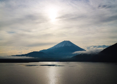 株式会社HAMAYOUリゾート 「長く働ける会社を探している」といった想いをお持ちの方も歓迎！ご納得いただける環境・制度を用意しお迎えします。