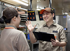 BIJOUPIKO GROUP 店舗のマネジメントにも携われます。