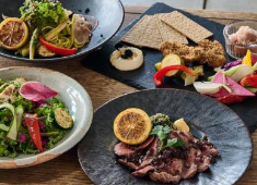 株式会社四季とカフェ 四季折々の食材を活かしきる料理を提供しているから、飲食業界のご経験をお持ちの方も納得の上で働けるはず！