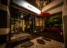 株式会社 SUPERTRAMPS 『感謝・親切心・好奇心を忘れず、飲食が好きな人』であれば全員歓迎！経験値だけでなくお人柄も大切な採用基準と捉えています。