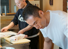 株式会社 藤昌 和食経験を活かし、握り技術も実践で学び、最短2〜3ヶ月でツケ場デビューを目指せます！