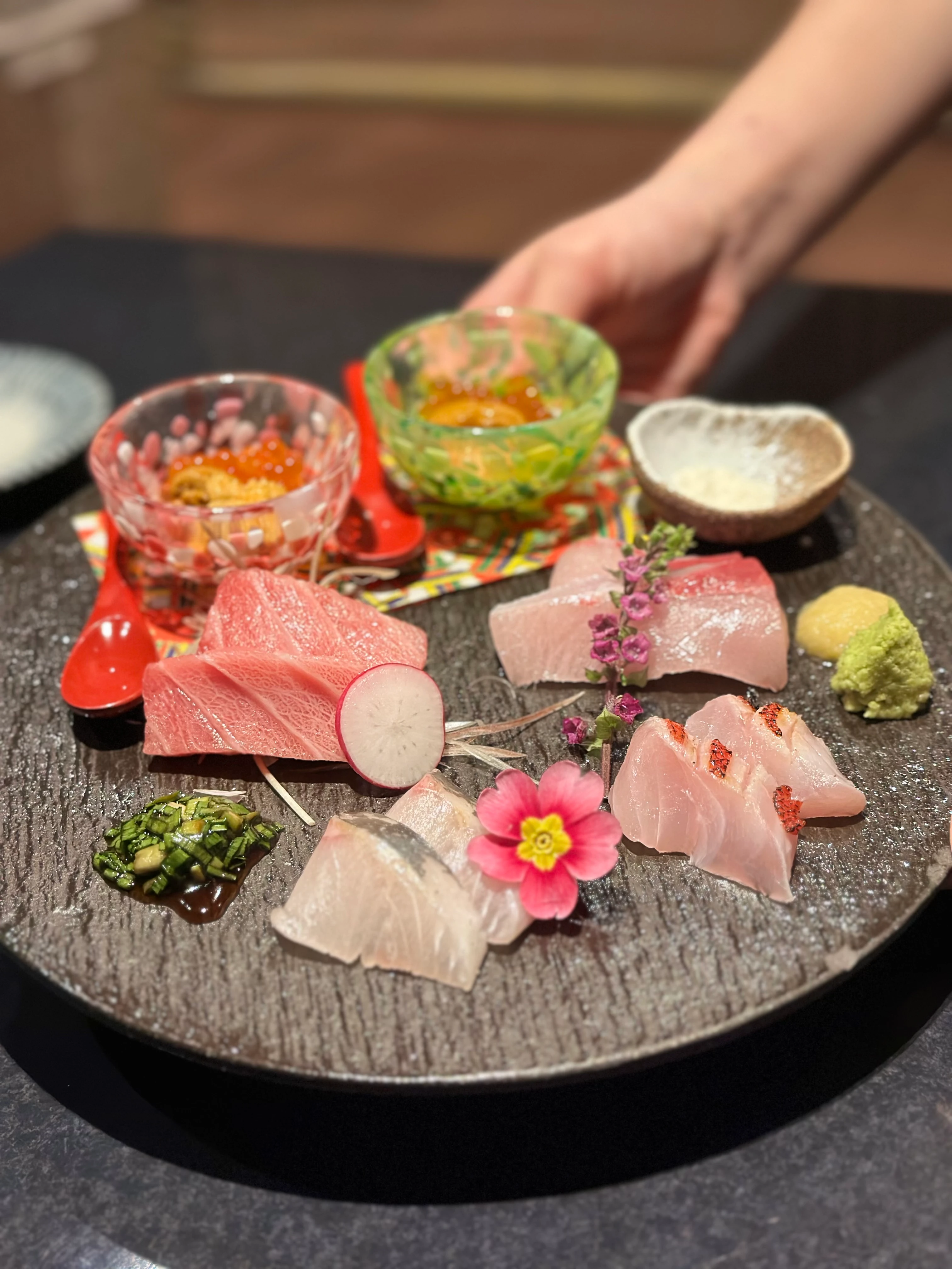 株式会社brave 若手・未経験者活躍中！待遇充実＆成長スピードが魅力！
料理の創作・マネージメントスキルも磨けます！