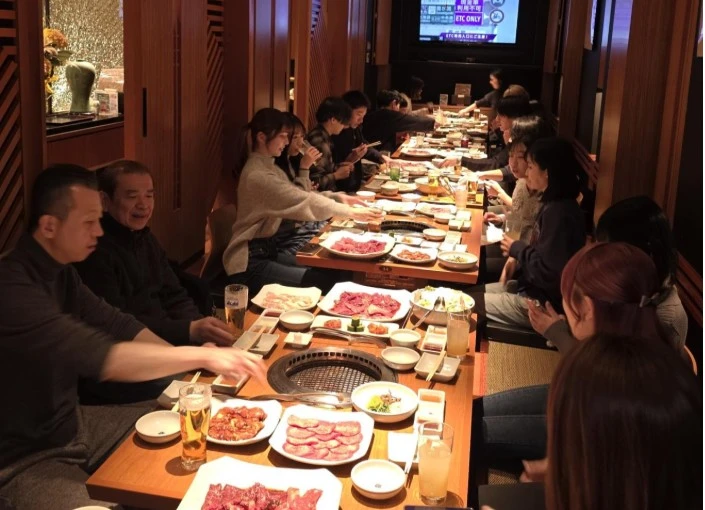 株式会社和っ黒 A5黒毛和牛を扱う本格焼肉店で、肉の知識や調理技術をさらに高められる環境です