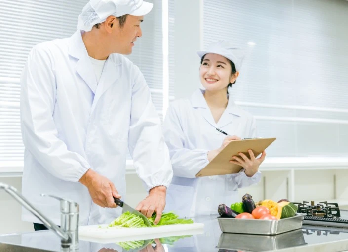 株式会社スエヒロ 沢山の方の健康や笑顔を守る仕事を一緒にやりましょう！経験ジャンルは不問とし年齢などを含め広い視野で採用活動を実施中です。